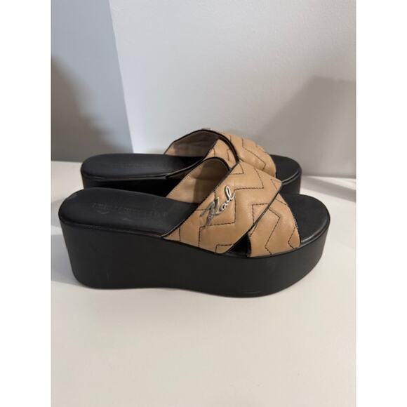 Karl Lagerfeld Paris Ramona Platform Slide Sandals Tan Black 8 M - Picture 3 of 8
